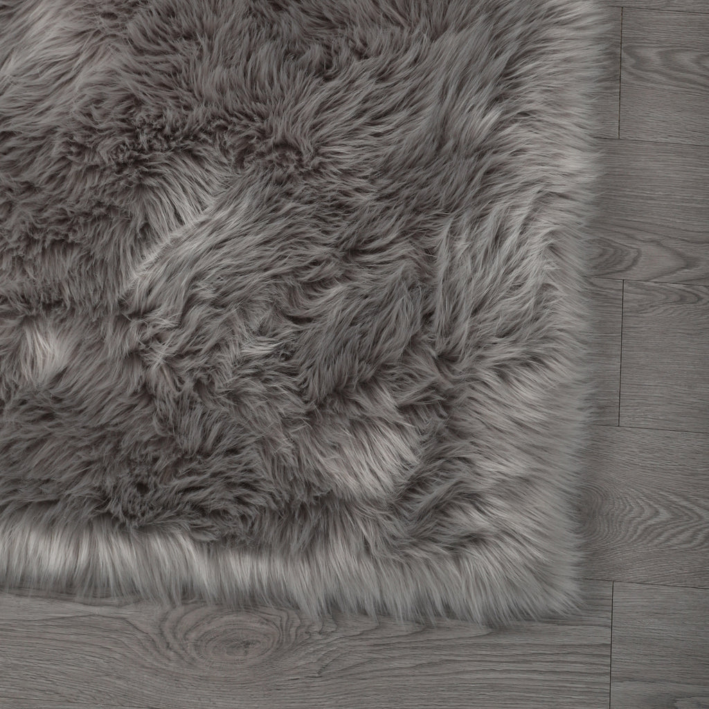 Leoglint "Cozy Collection" Ultra Soft Fluffy Faux Fur Sheepskin Area Rug