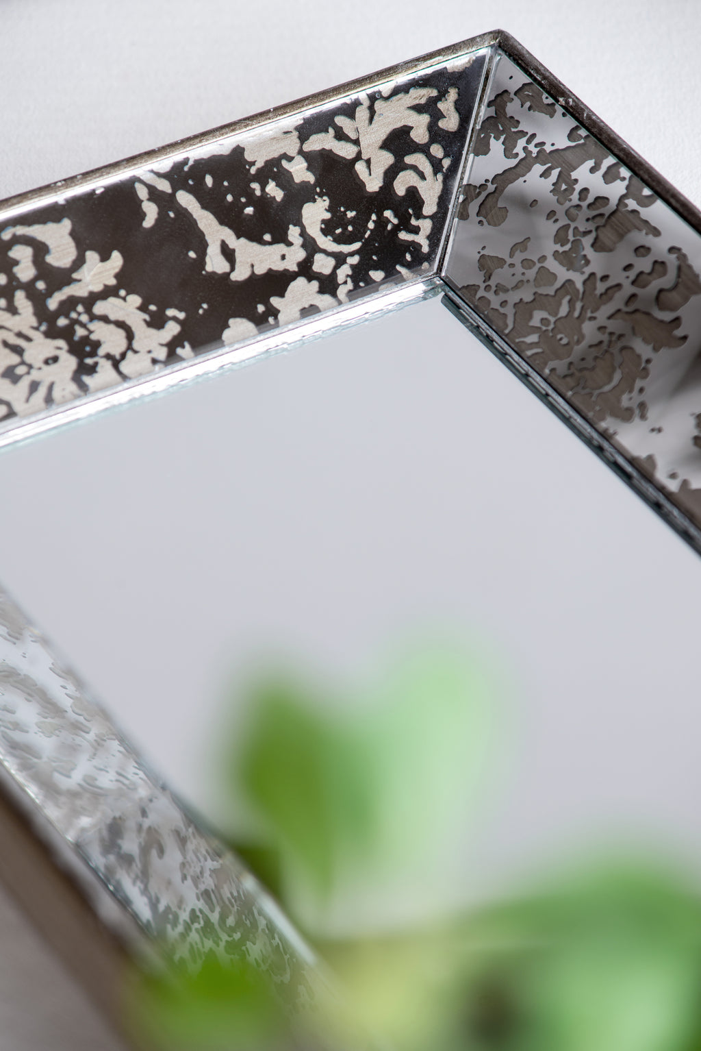 Leoglint 24" x 15" Antique Silver Rectangle Mirror with Floral Accents, Mirrored Display Tray, Hanging Wall Mirror