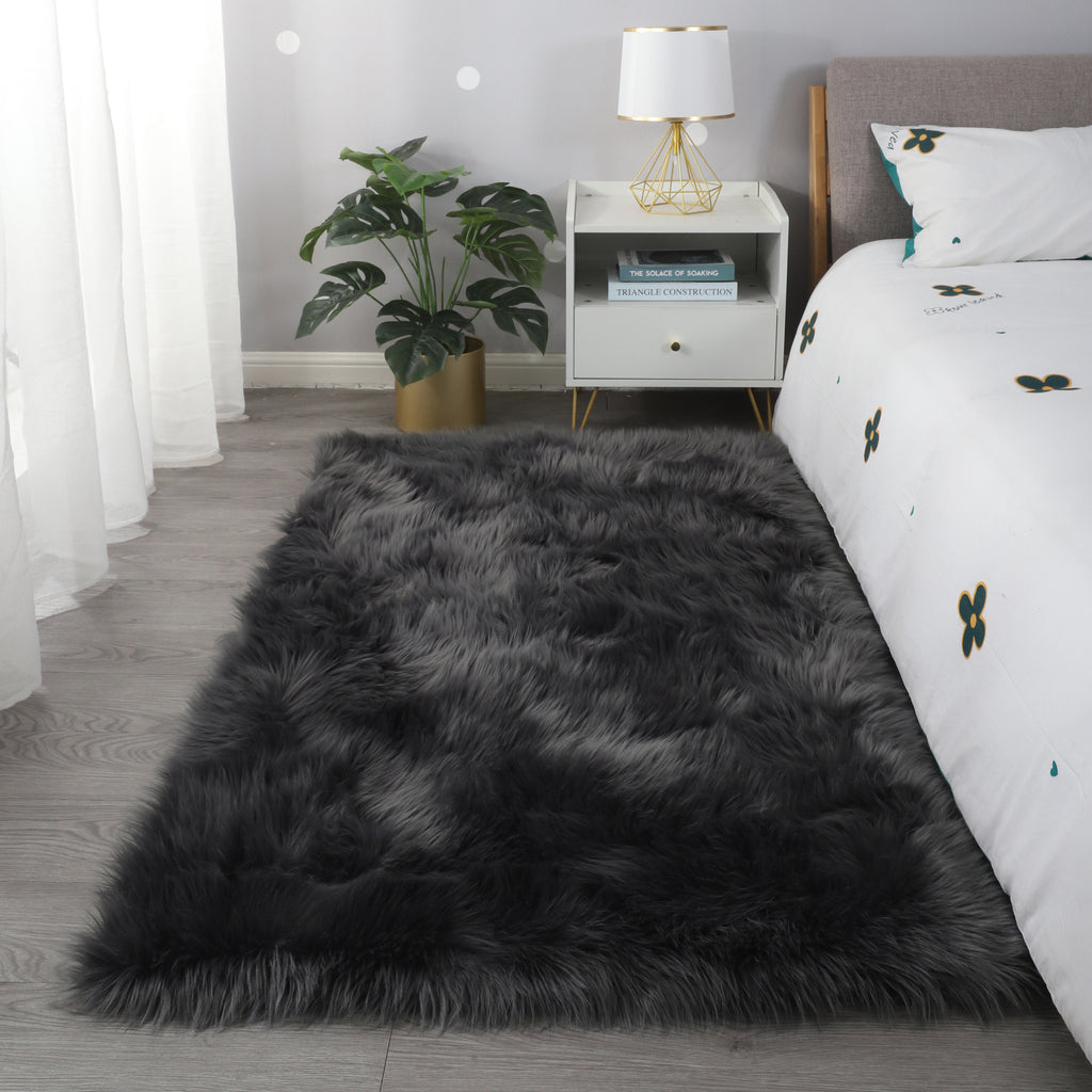 Leoglint "Cozy Collection" Ultra Soft Fluffy Faux Fur Sheepskin Area Rug