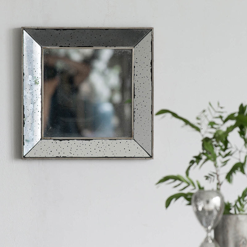 Leoglint 18" x 18" Distressed Silver Square Accent Mirror, Traditional Style Framed Wall Mirror for Living Room, Entryway, Office, Bedroom, Hallway