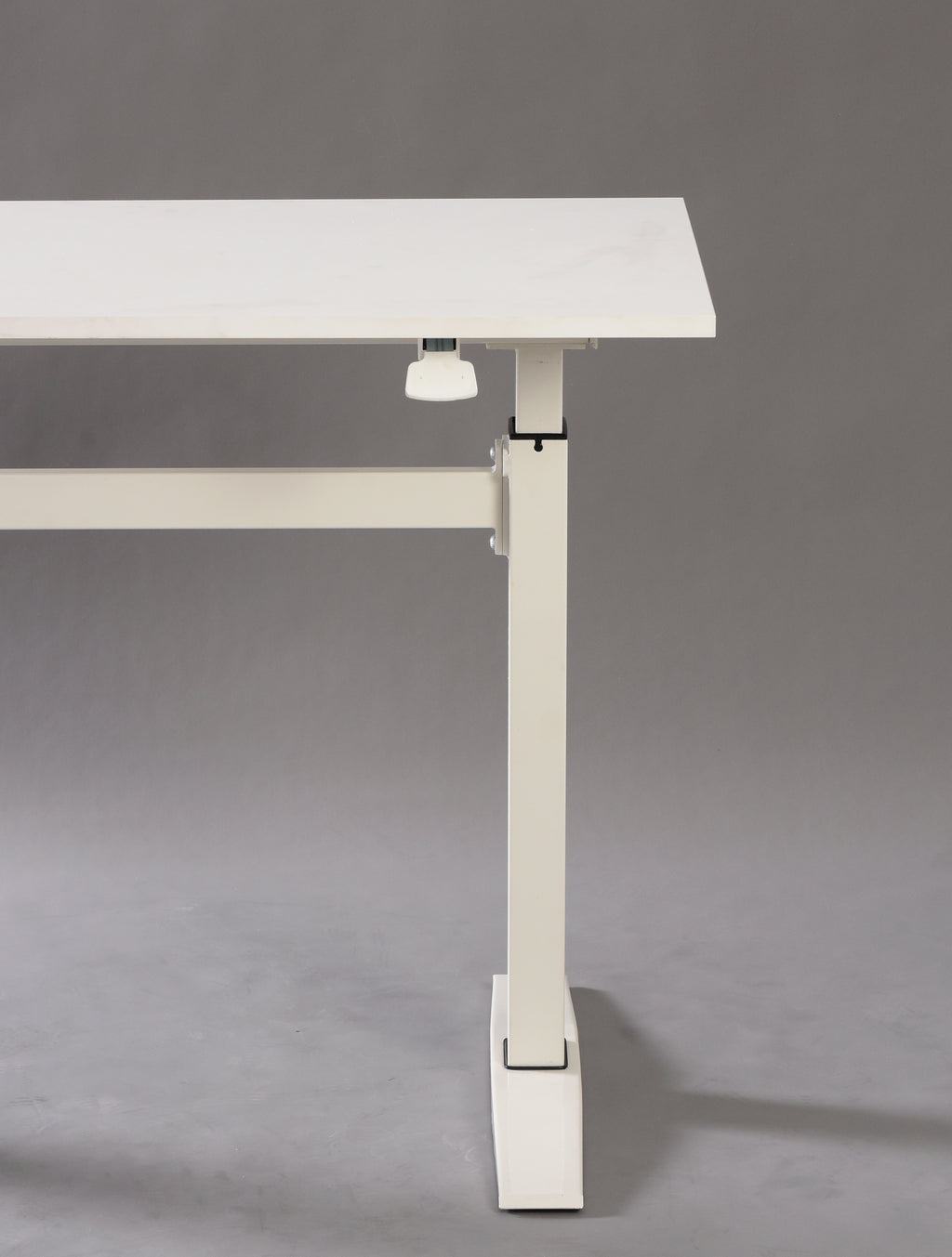 Leoglint 47" Tech Office Desk Standing and Adjustable Desk In White