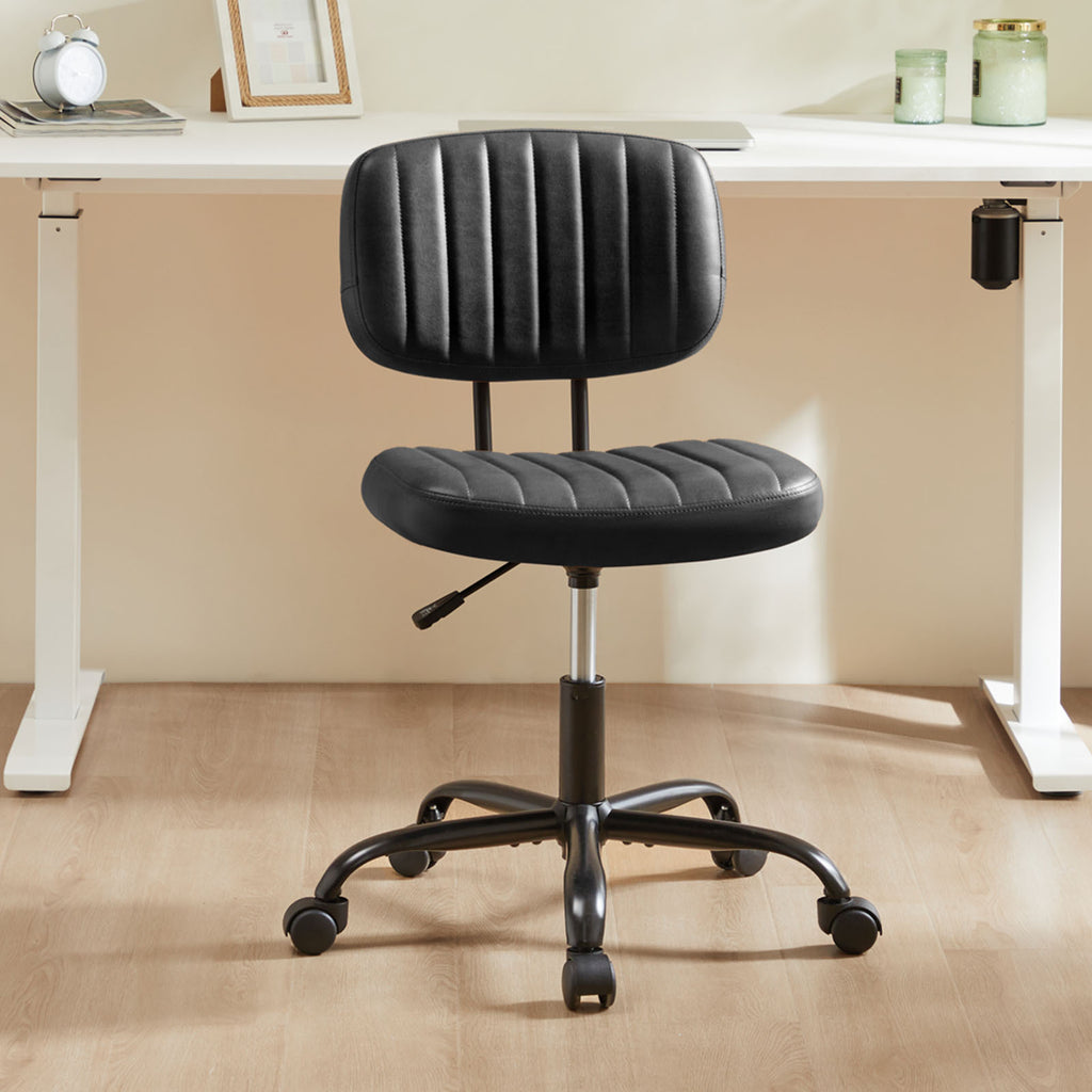 Leoglint SWEETCRISPY PU Leather Low Back Task Chair Small Home Office Chair with Wheels